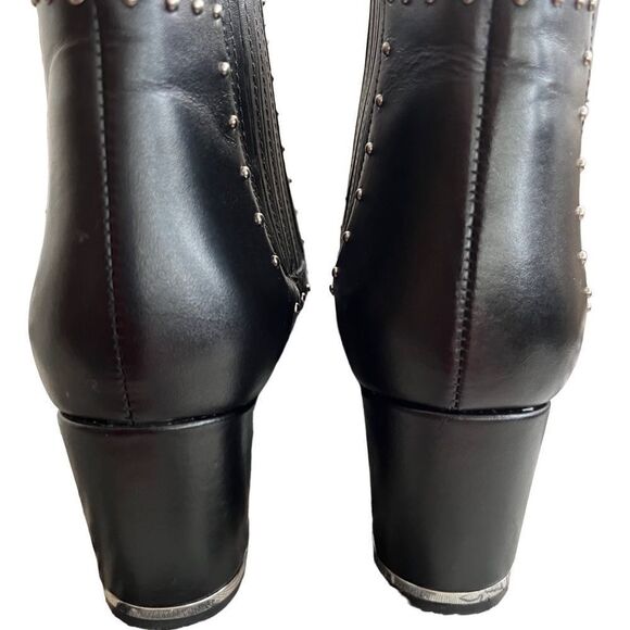 Michael Michael Kors Gemma black Leather
Mid Booties size 6 - Picture 5 of 8